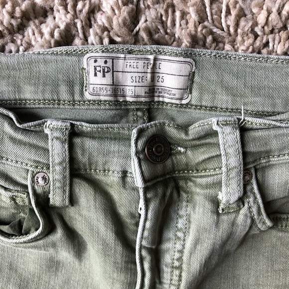 Free People Distressed Jeans - Picture 5 of 5